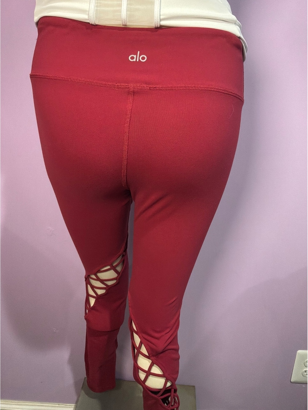 ALO LEGGINGS - Picture 2 of 2